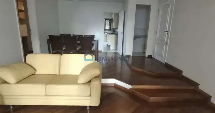 Apartamento 138m² -  2 suítes, 2 vagas demarcadas. Al. dos Anapurus, 883 - Moema