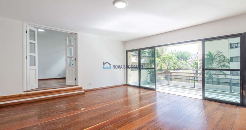 Apartamento à venda, 240m², Real Parque, 3 quartos, todos suítes