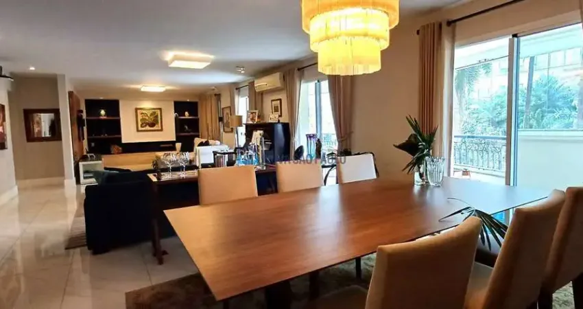 Apartamento amplo alto padrão 4 suítes e 4 vagas em moema pássaros!