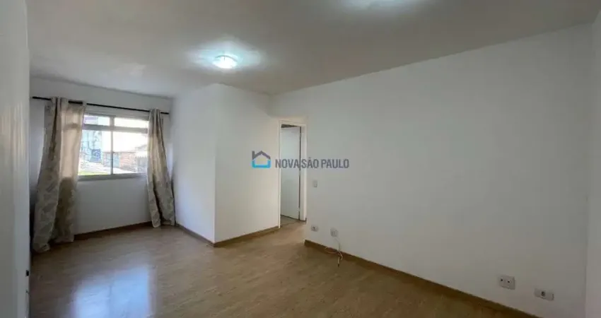 Apartamento com 02 dormitórios na região da Vila Mascote
