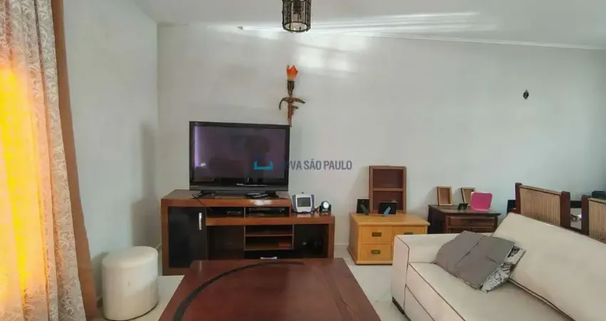 Casa em condomínio fechado com 3 quartos à venda na Rua Monsenhor Antônio Pepe, --, Parque Jabaquara, São Paulo