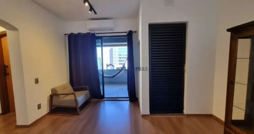 Flat em Moema com 50m², com 01 dormitório e 01 vaga de garagem com manobrista