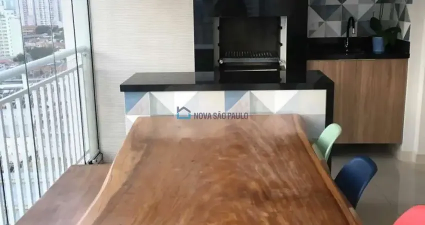 Apartamento a Venda na Aclimação com terraço gourmet 2 vagas Lazer.