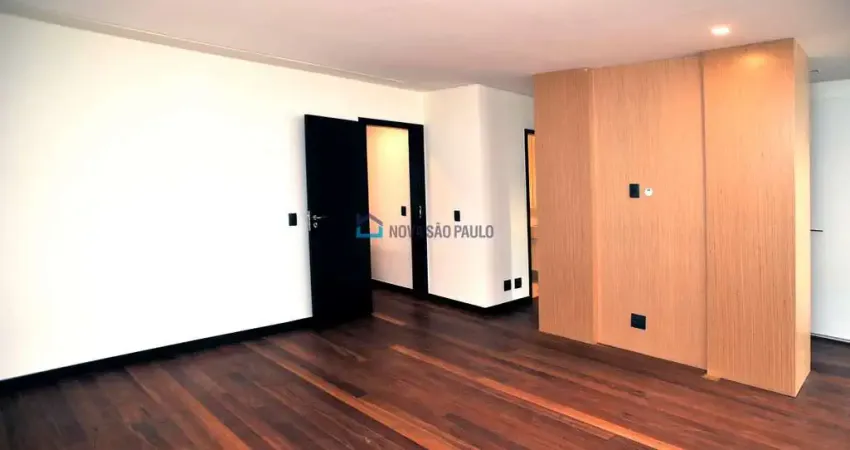 Apartamento de Alto Padrão à Venda na Rua Itacolomi, 445 - Higienópolis