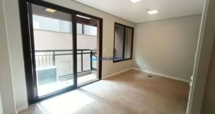 Casa comercial com 2 salas à venda na Rua Apeninos, --, Aclimação, São Paulo