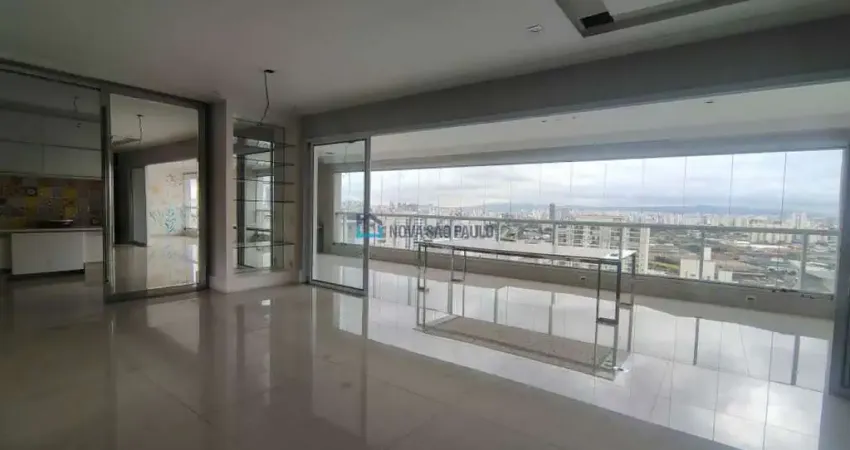 Apartamento de 4 quartos com 4 suítes e 4 vagas de garagem de 243 m² no Bairro do Ipiranga