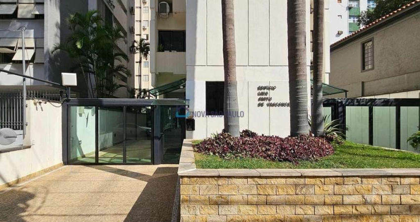 Venda. Jardim Paulista. Apartamento duplex com 164m². 3 dormitórios, 1 suíte. 2 vagas