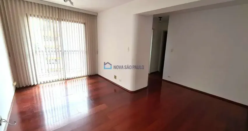 Apartamento 2 dormitórios ao lado do Metrô Saúde