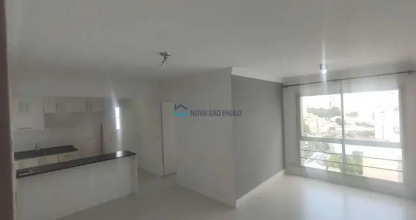 Apartamento à venda - 3 dormitórios (1 suíte) e 2 vagas - Aclimação