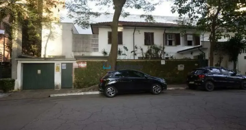 Casa em Moema Pássaros , 4 dormitórios 190 metros 2 vagas