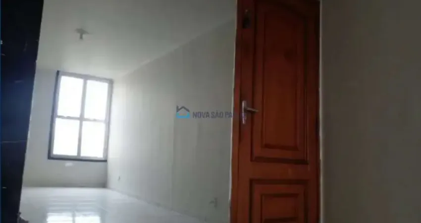Apartamento 2 dormitórios e 1 vaga, a 10 minutos do Metrô Saúde