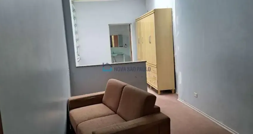 Casa com 3 quartos à venda na Rua Doutor Numa Pereira do Vale, --, Aclimação, São Paulo