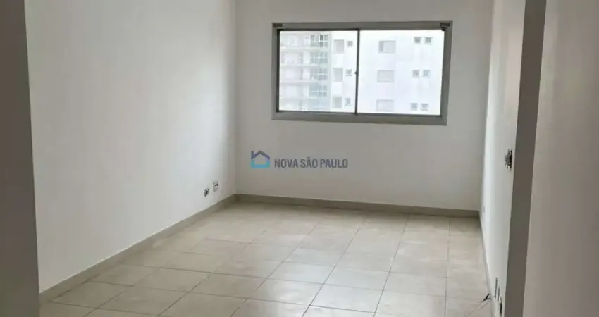Apartamento 3 dormitórios - 1 vaga - Próximo metrô Moema