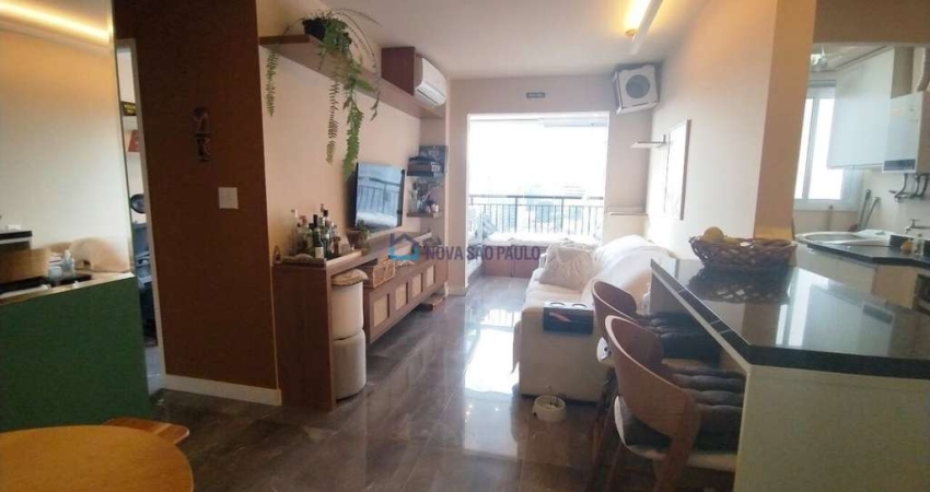 Apartamento 2 dormitórios suite próximo metrô Santa Cruz