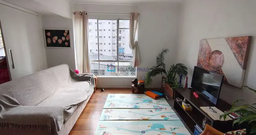 Apartamento a venda com 2 dormitórios na Vila Clementino