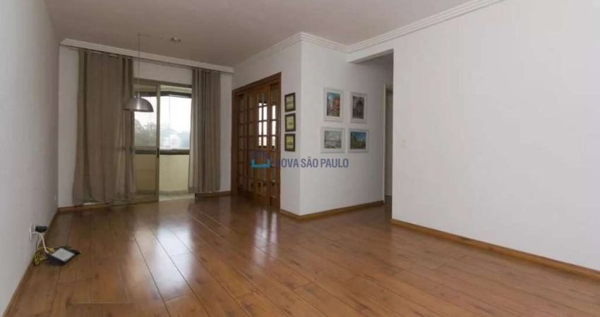 Apartamento, Saude,  3 dormitórios, 01 suíte, 2 vagas,  Saúde.