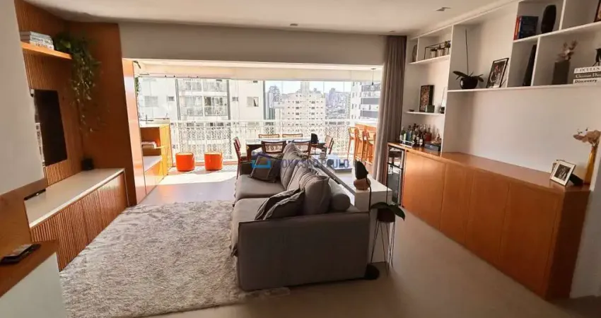 Apartamento na Vila Gumercindo com Varanda Gourmet e 3 vagas fixas