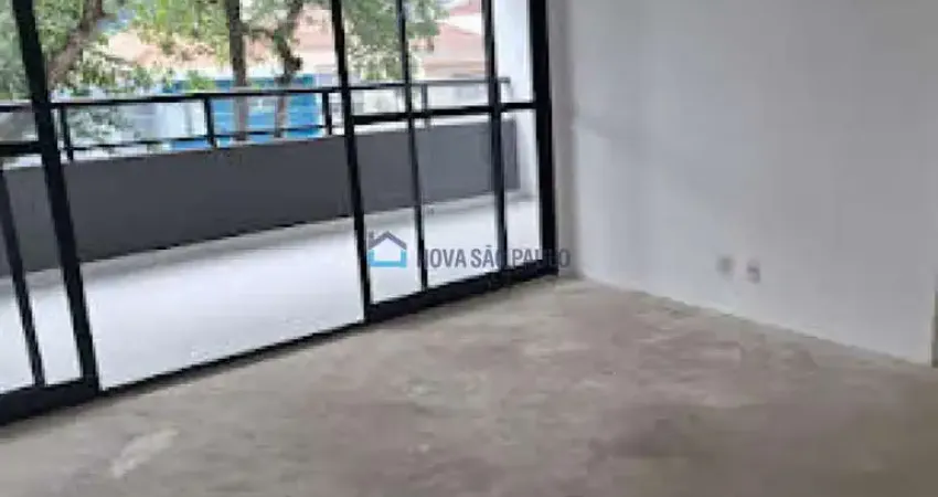 Apartamento à venda no Ipiranga - 3 suítes, 2 vagas e depósito