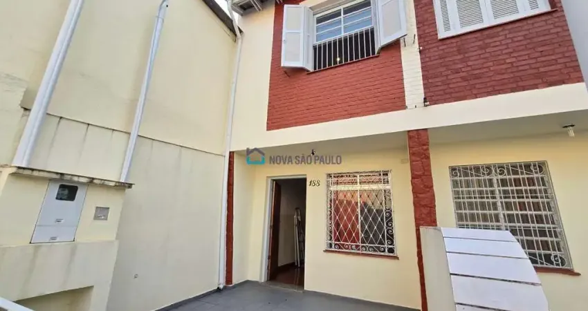 Casa com 2 quartos à venda na Rua das Glicínias, --, Mirandópolis, São Paulo