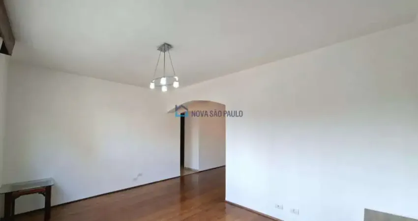 Apartamento com 3 dormitórios e 2 vagas à venda no Itaim Bibi