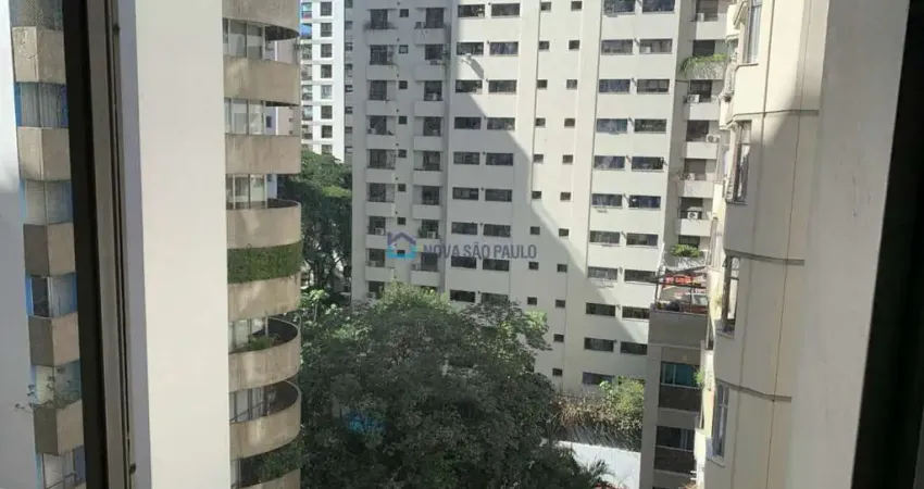 Apartamento a venda Vila Nova Conceição com 1 Quarto e 1 vaga