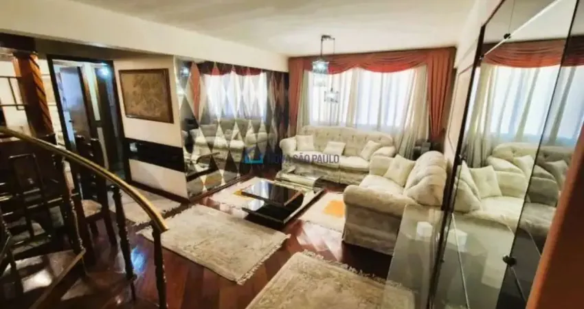 Apartamento cobertura duplex em Vila Mariana . 3 dormitórios (1 suíte) . 3 banheiros . 2 vagas