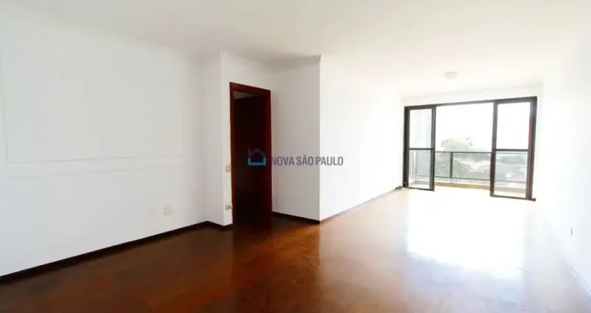 Apartamento Tarjab com 3 dormitórios, sendo 1 suíte no Mirandópolis.