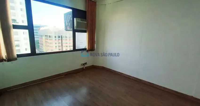 Venda. moema pássaros. conjunto comercial. 46m². 3 salas. 1 vaga