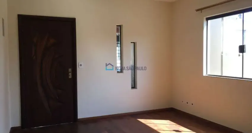 Casa com 3 quartos à venda na Rua Daniel Marot, --, Vila das Mercês, São Paulo