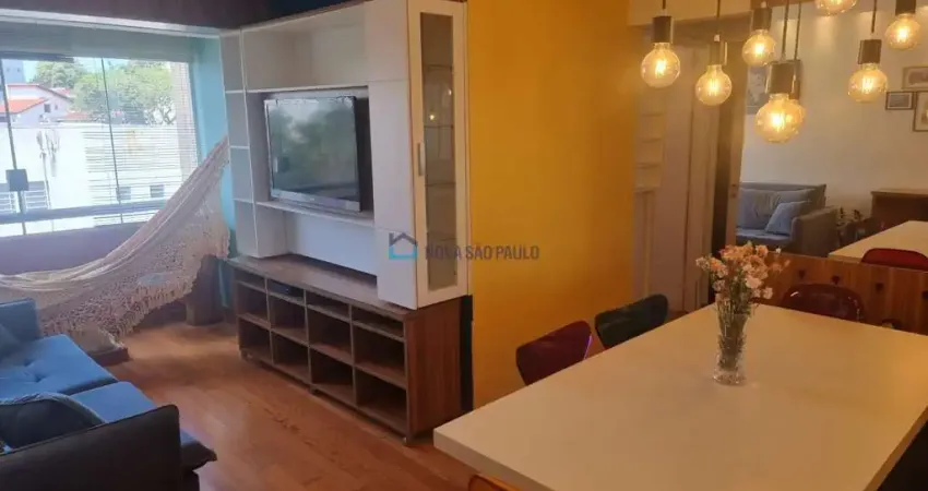 Apartamento mobiliado, 2 dormitórios, varanda, suíte, 3 wc, 2 vagas ! 10 min a pé metrô pça arvore