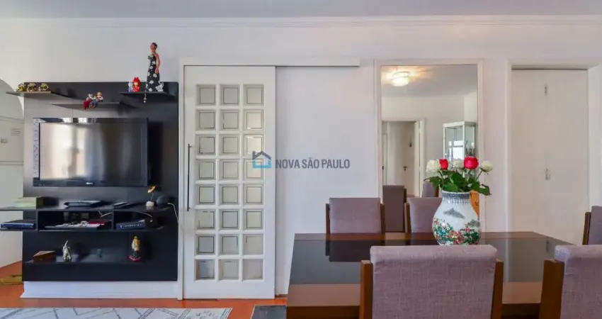 Apartamento a venda, 85 m², 3 quartos, 2 wc's, salas estar e jantar, ampla cozinha, na aclimação