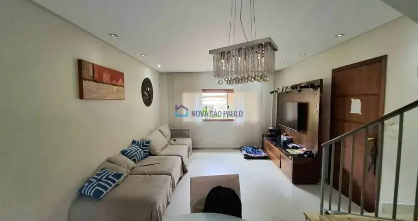 Sobrado à venda na chácara monte alegre 3 quartos, suíte externa, quintal e 2 vagas de garagem.