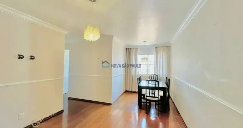 Apartamento 70m² com 2 dormitórios à 300 metros do metro saúde