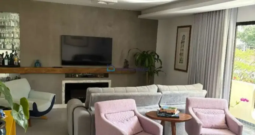 Cobertura de 340 metros de 4 dormitórios, 4 suítes, 3 vagas de gararem