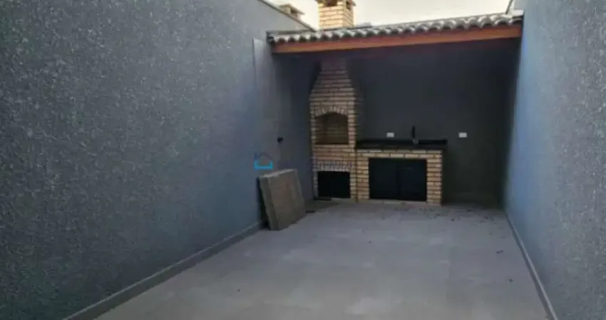 Sobradona vila marari com suíte, quintal e acabamento de alto padrão