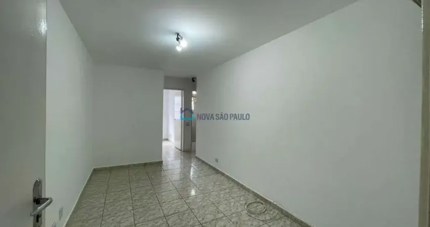 Apartamento à venda na liberdade, 1 dormitório com área de serviço, vaga e próximo do metrô
