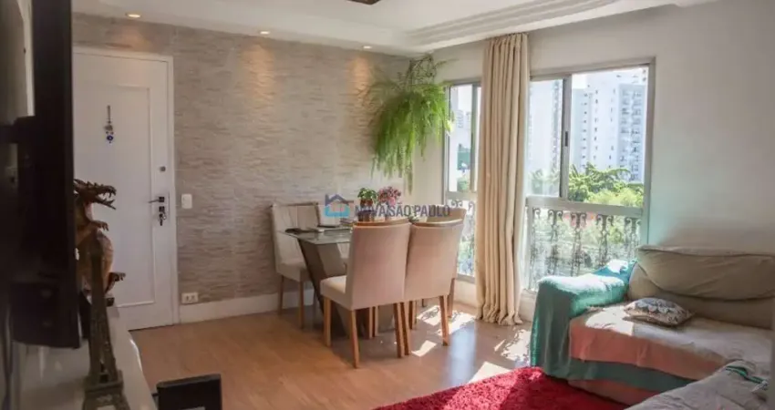 Apartamento reformado à venda no campo belo com 1 quarto 1 vaga