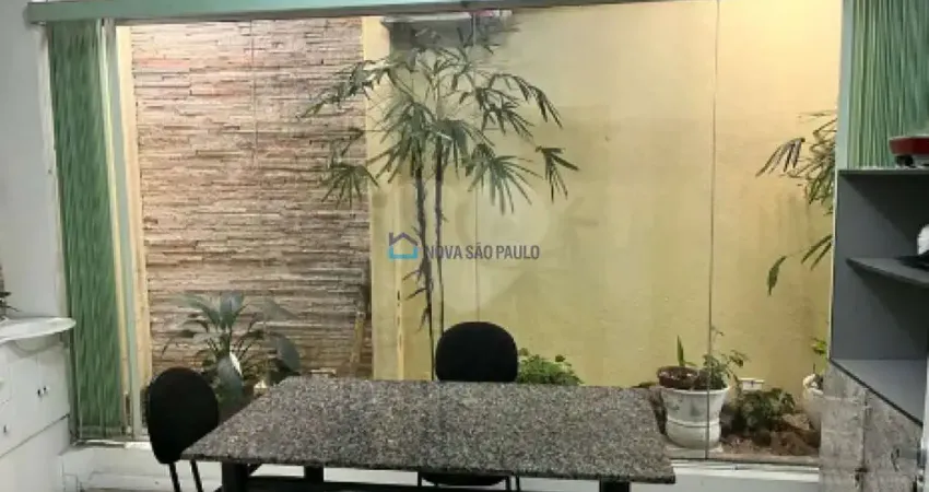 Sala comercial com 11 salas à venda na Rua Jurupari, --, Jardim Oriental, São Paulo