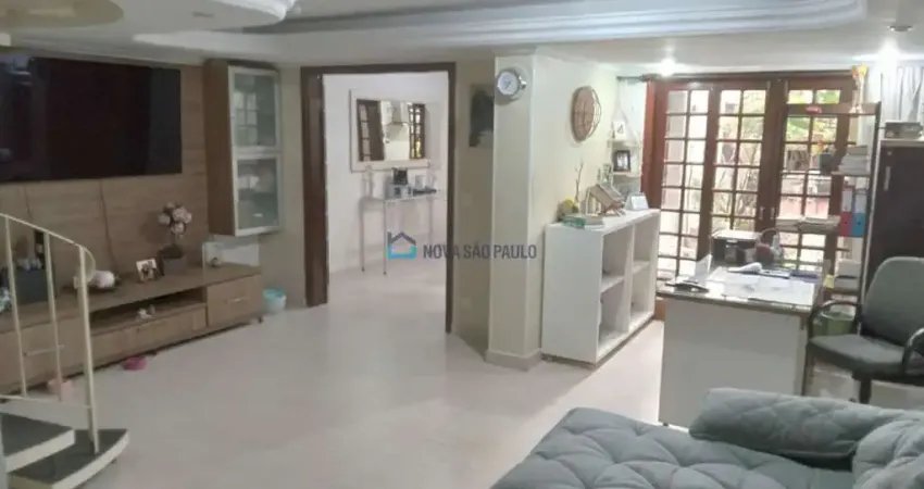 Sobrado 3 dormitorios na vila mariana, 2 vagas, quintal. 124m2.