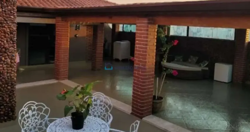 Cobertura duplex jardim da saúde. 240m². 3 dormitórios. 2 vagas e terraço completo.