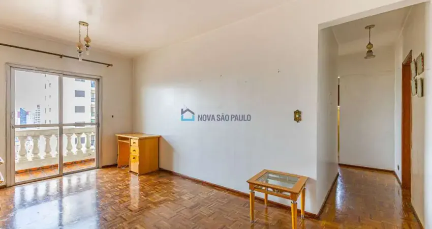 Apartamento à venda na saúde -metrô - 2 quartos, 2 banheiros, 1 vaga demarcada- metrô saúde