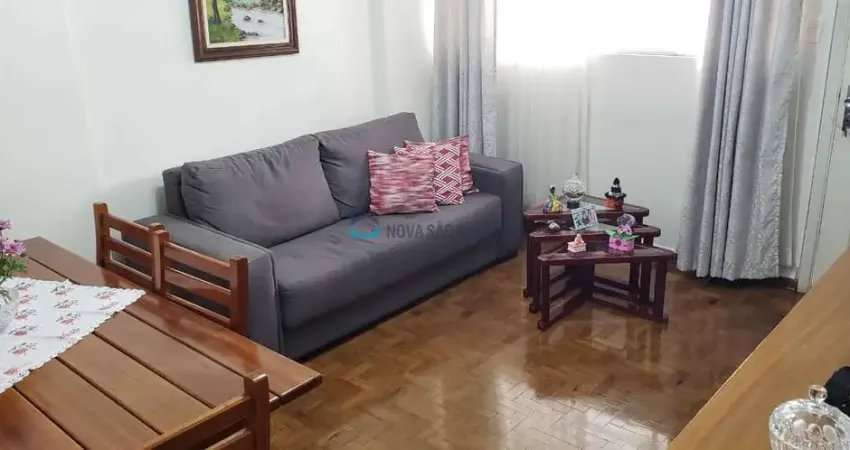 Apartamento à venda no Planalto Paulista com 2 quartos, 1 vaga de garagem.