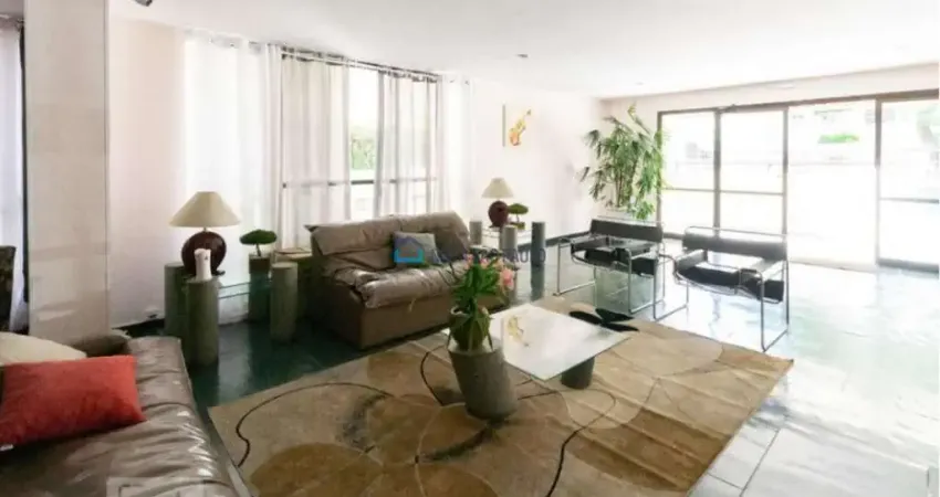 Apartamento com 2 Dormitórios, 1 Vaga e Varanda com Valor com bom custo-benefício em Moema