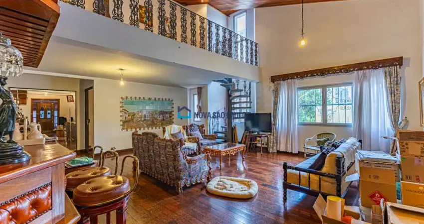 Casa à venda no bairro Vila Mariana 450 m² 6 dormitórios 5 vagas