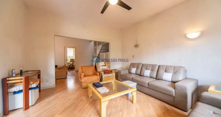 Sobrado no Planalto Paulista, Rua fechada, segurança e privacidade.