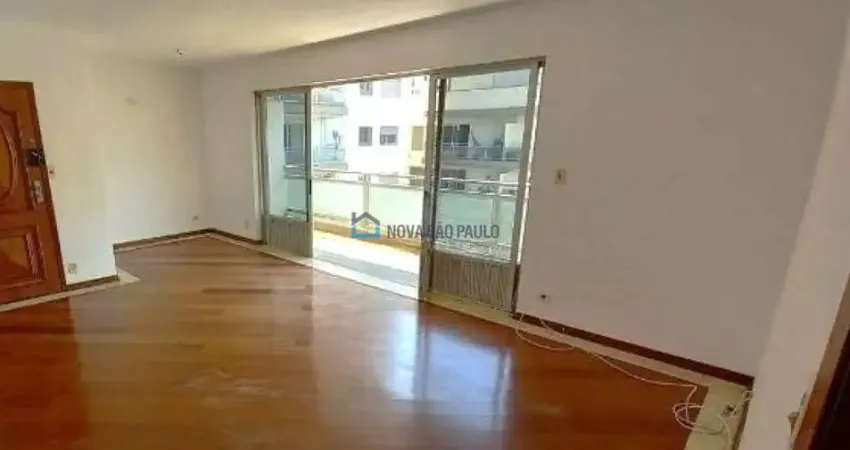 Venda. Moema Pássaros. Apartamento 114m². Dois quartos. Duas vagas