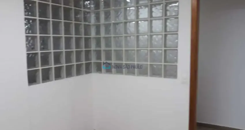 Conjunto Comercial de 45m² em Indianópolis ? Localização Estratégica e Pronta para Uso