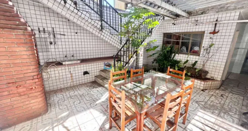 Sobrado 310m2,  3 dormitórios  à venda Av. Cursino - sobreloja - com salão para renda ou 4 vagas