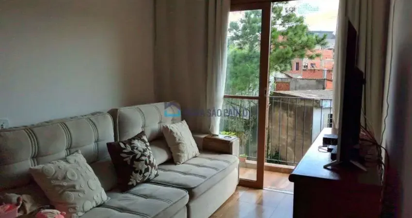 Apartamento em condomínio com um ótimo espaço interno