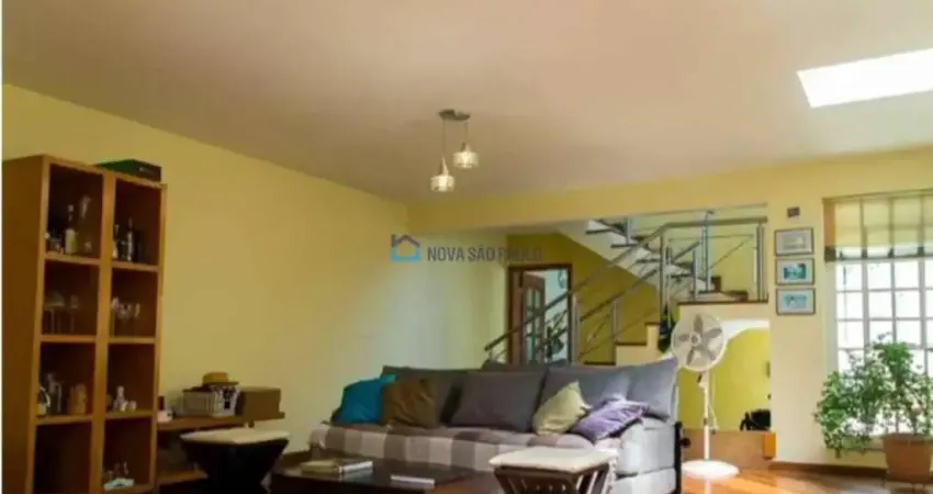 Casa com 4 quartos à venda na Rua Traituba, --, Saúde, São Paulo